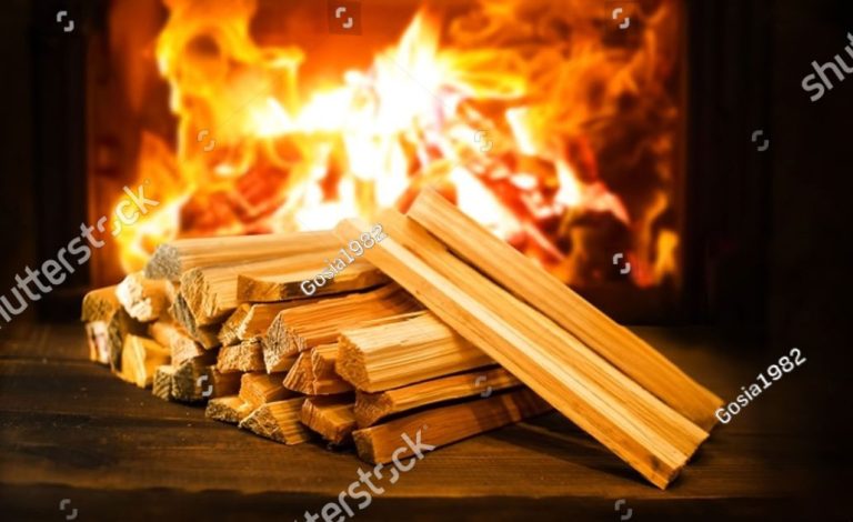 Comparing Wood Briquettes vs. Traditional Logs